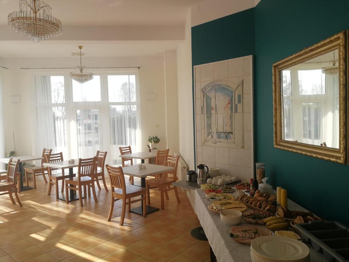 Dziwnow Wczasowisko Apartman Kültér fotó
