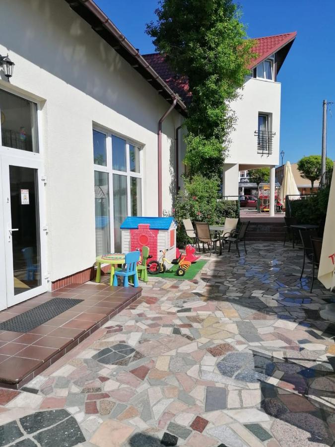 Dziwnow Wczasowisko Apartman Kültér fotó